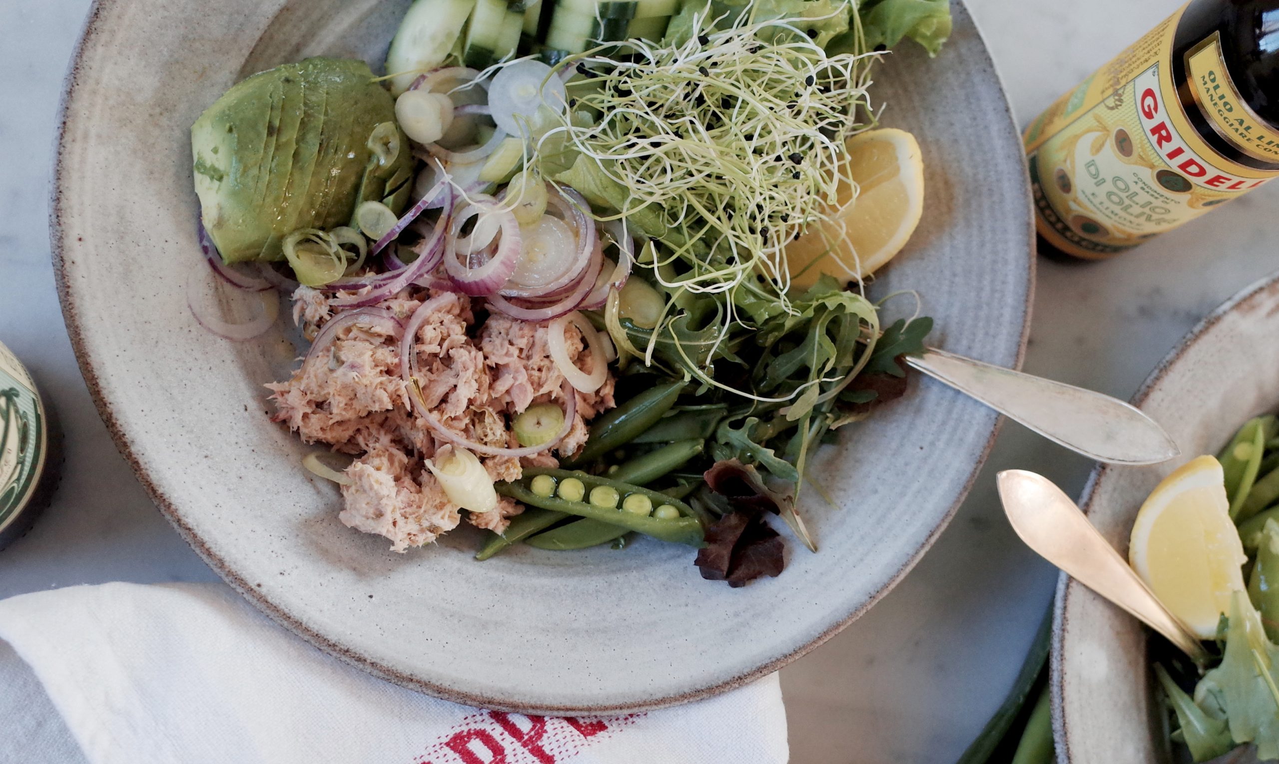 Italiensk tonfisksallad med citronolja